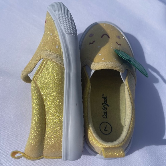 Sneakers Cat and Jack/ Girls - Picture 4 of 5